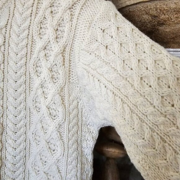 Heritage Irish Knit Sweater – 100% Virgin Wool – Made in Dublin, Ireland – Sz XL - Picture 10 of 12